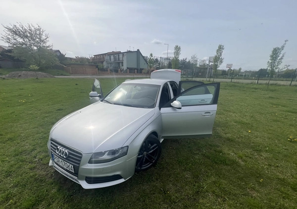 Audi A4 cena 36500 przebieg: 281000, rok produkcji 2011 z Niemcza małe 466